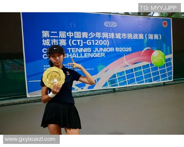 重庆网球队以63分稳居冠军赛积分榜首位争夺冠军的希望依然强烈